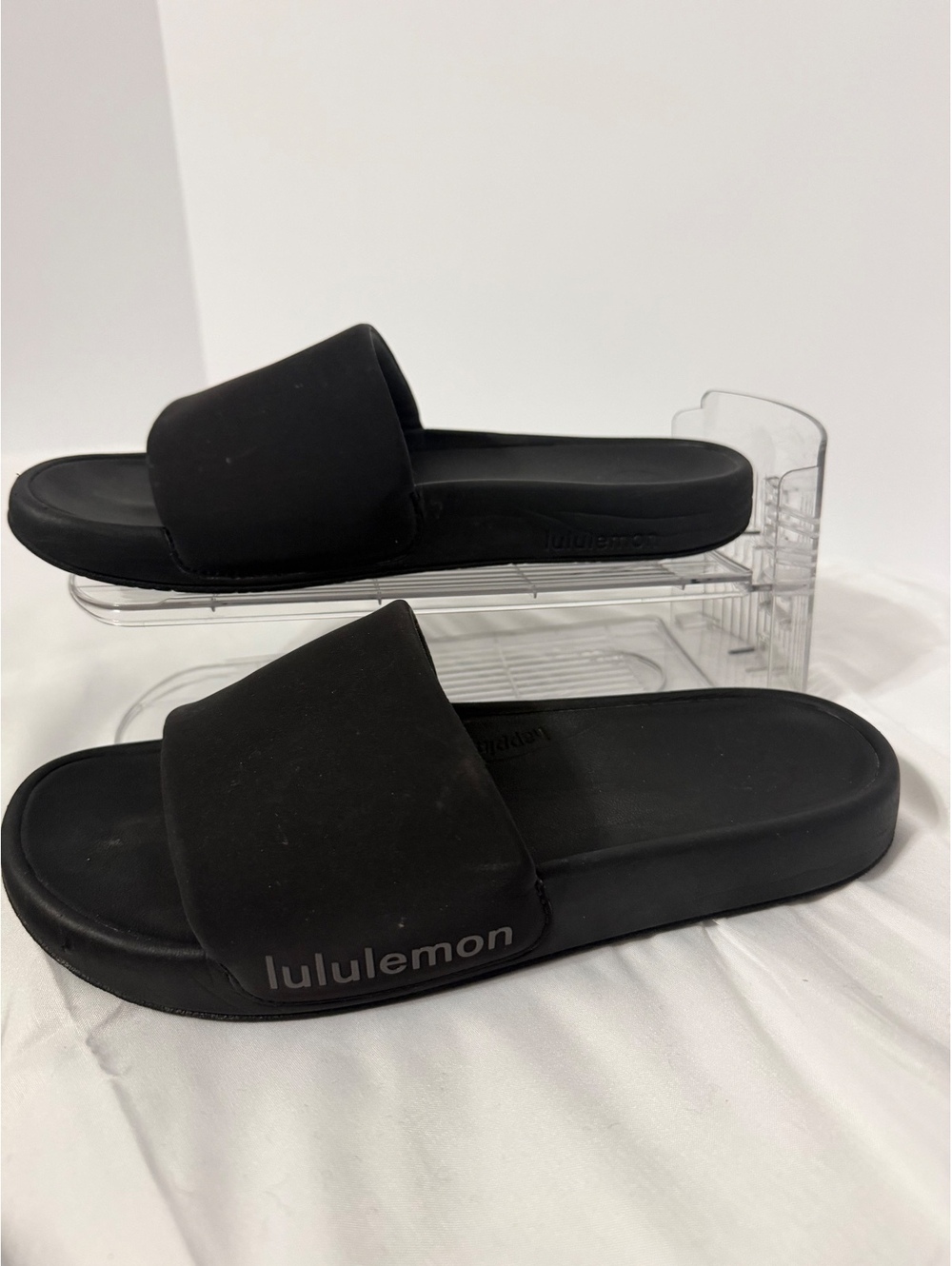 Lululemon Women's Restful Slides - Black/Graphite Grey, Size 9 - Picture 7 of 9